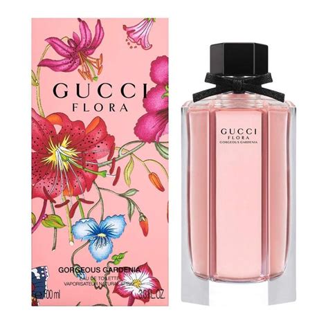 gucci 香水 ピンク